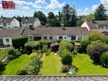 Sicht auf Garten +Provisionsfrei+ Sulzbach: Modernes Wohnen mit Komfort und Ausbaupotenzial f�r die ganze Familie