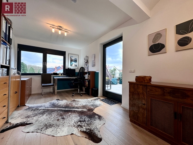 Arbeitszimmer Etagenwohnung Offenbach / Tempelsee