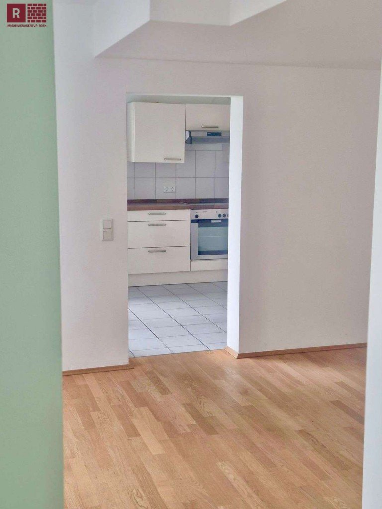  Frankfurt am Main Etagenwohnung Flexibles Wohnen im 8. Stock - ideal f�r WG & Paare