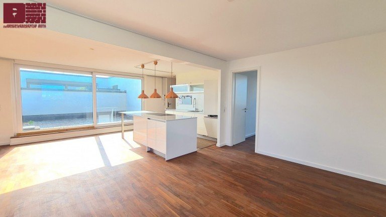 Vor Einzug Frankfurt am Main Terrassenwohnung F-Riedberg: Traumhafte Terrassenwohnung mit unverbautem Panorama-Blick