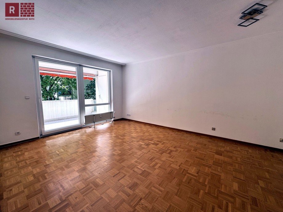 Wohnzimmer Etagenwohnung Frankfurt am Main