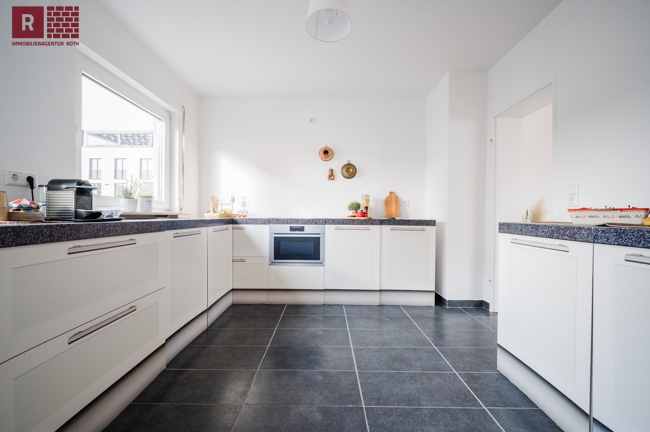 Kochen Doppelhaush�lfte Eschborn / Niederh�chstadt