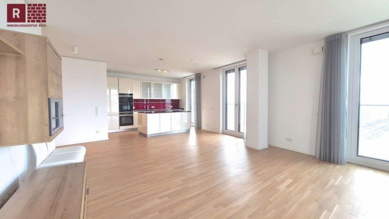 Wohnen Frankfurt Etagenwohnung Premium Wohnen im PR�DIUM: 3-Zi.-Luxuswohnung mit Balkon, Concierge & Top-Lage