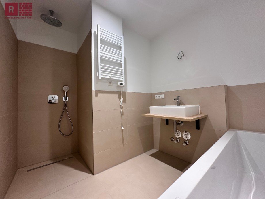 IDusche Etagenwohnung Offenbach