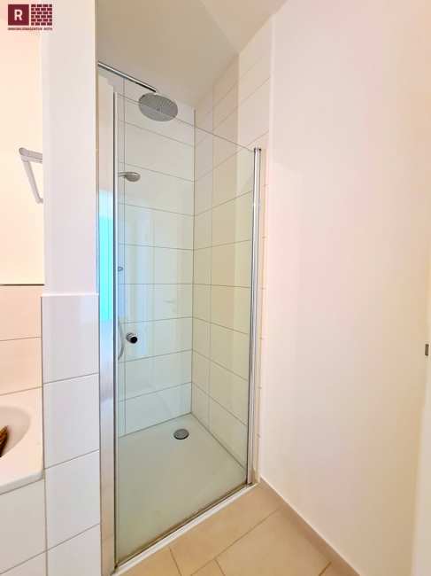 Bad Erdgeschosswohnung Frankfurt
