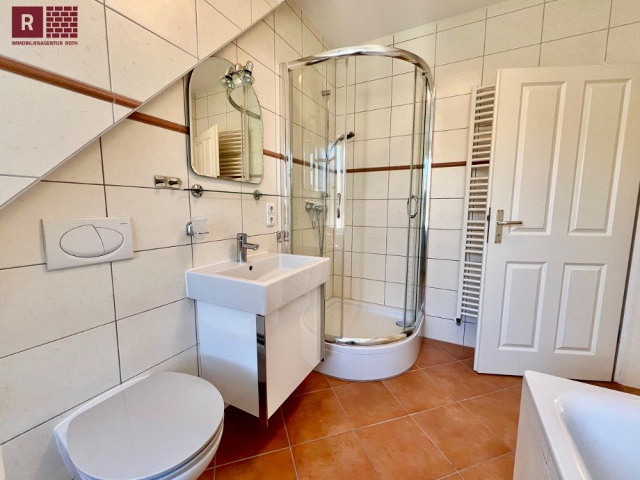 Bad Dachgeschosswohnung Offenbach am Main