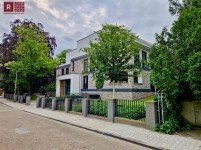Hauptbild In allerbester Wohnlage: 4 Zi - Luxus-Garten-Wohnung auf Villengrundst�ck - Urlaubsflair garantiert