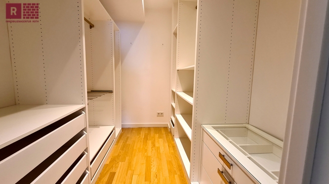 Ankleide Etagenwohnung Frankfurt am Main / Westend-S�d