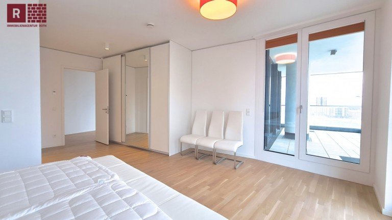 Master Bedroom Frankfurt Etagenwohnung PR�DIUM Frankfurt: 3-Zi.-Luxuswohnung mit Balkon, TG, Concierge in Top-Lage!