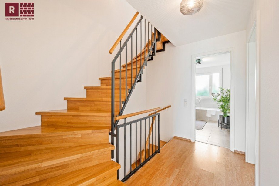 geschlossene Treppe Doppelhaush�lfte Frankfurt am Main