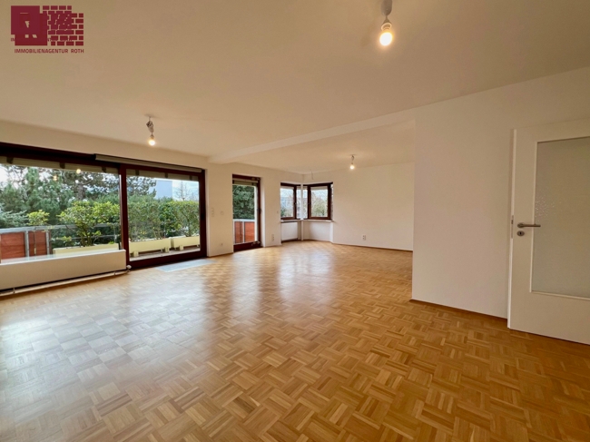 Wohnzimmer Etagenwohnung Frankfurt am Main
