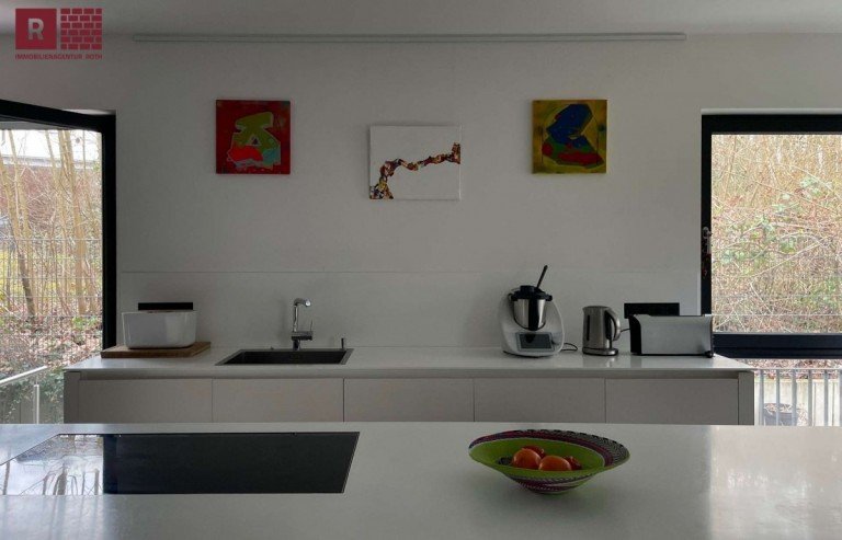  Offenbach Etagenwohnung Wohnen wie im Haus: hochwertige 4-Zimmer-Maisonette mit gro�em Garten in Offenbach-Buchrain