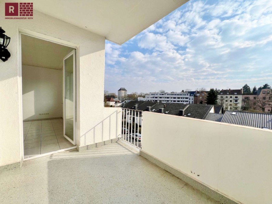 Gro�er Balkon Etagenwohnung Hanau